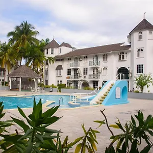 https://czars-oasis-apt-b27.hotelsochorios.net
